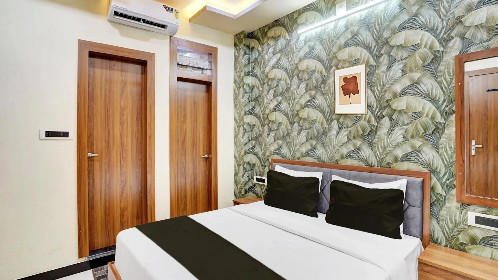 Hotel O Abd Hotel & Restro Udaipur