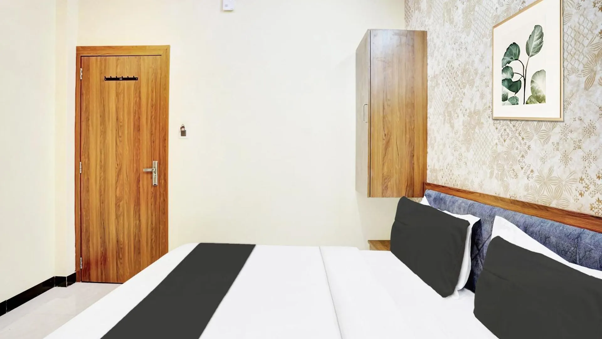 Hotel O Abd Hotel & Restro Udaipur